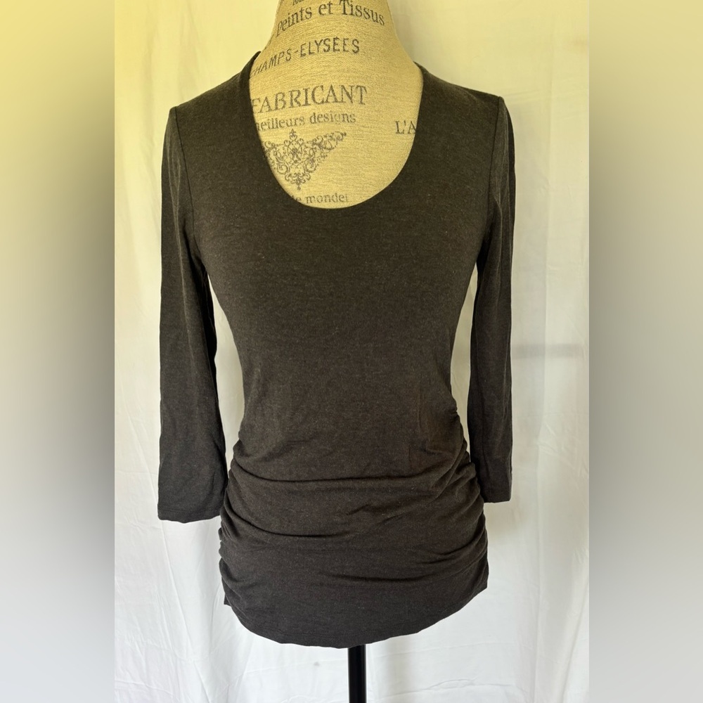 A Pea In The Pod Womens 3/4 Sleeve Scoop Neck Blouse in Charcoal Grey Sz S